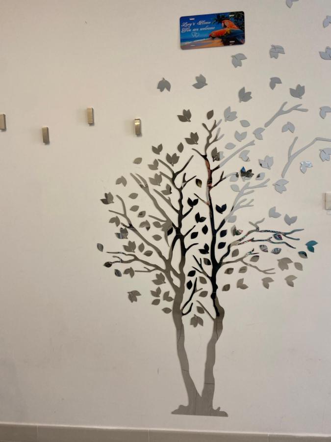 Bari Lory'S Home Luaran gambar